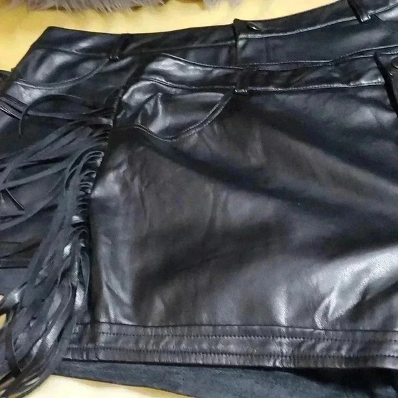 F21 faux leather shorts with fringe - Picture 6 of 14